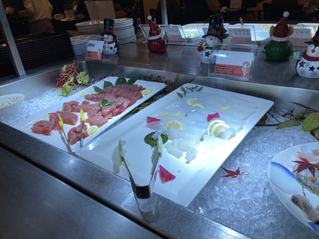 《夕食バイキングどんな感じだった？》バイキングレストランパピ …